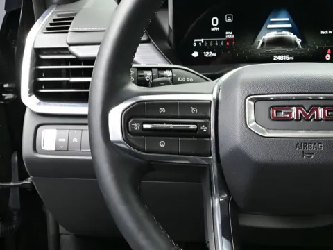 More photos of 2025 GMC Acadia FWD Elevation at Dorsett Nissan, IN