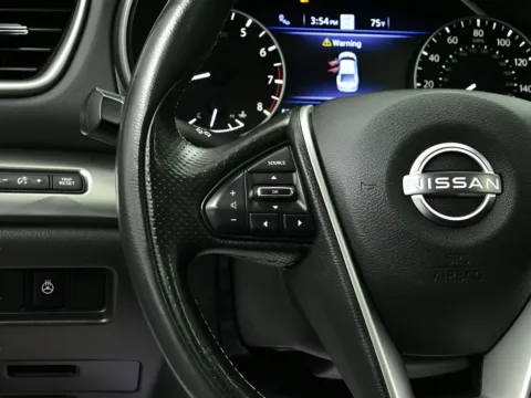 More photos of 2023 Nissan Maxima SL at Dorsett Nissan, IN