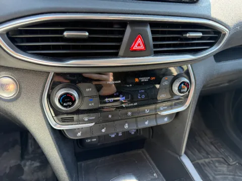 More photos of 2020 Hyundai Santa Fe Limited at Dorsett Nissan, IN