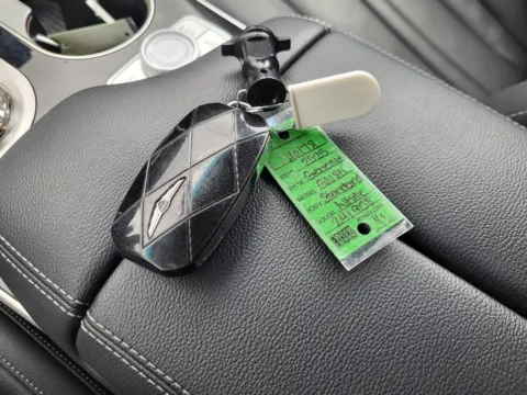 More photos of 2025 Genesis GV80 2.5T Standard at Dorsett Nissan, IN