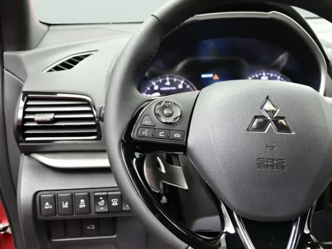 More photos of 2026 Mitsubishi Eclipse Cross SEL at Dorsett Mitsubishi, IN
