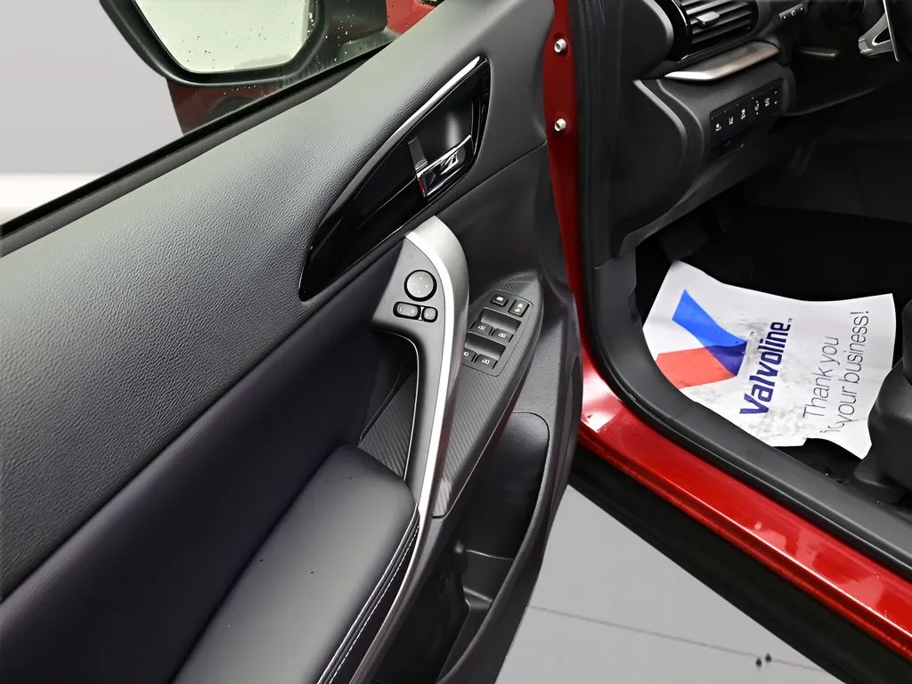 2026 Mitsubishi Eclipse Cross SEL - Photo 9