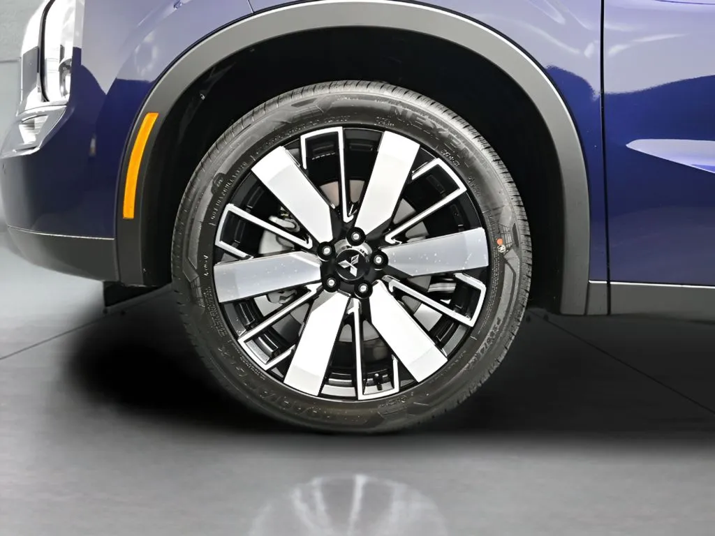 2026 Mitsubishi Outlander SE - Photo 15