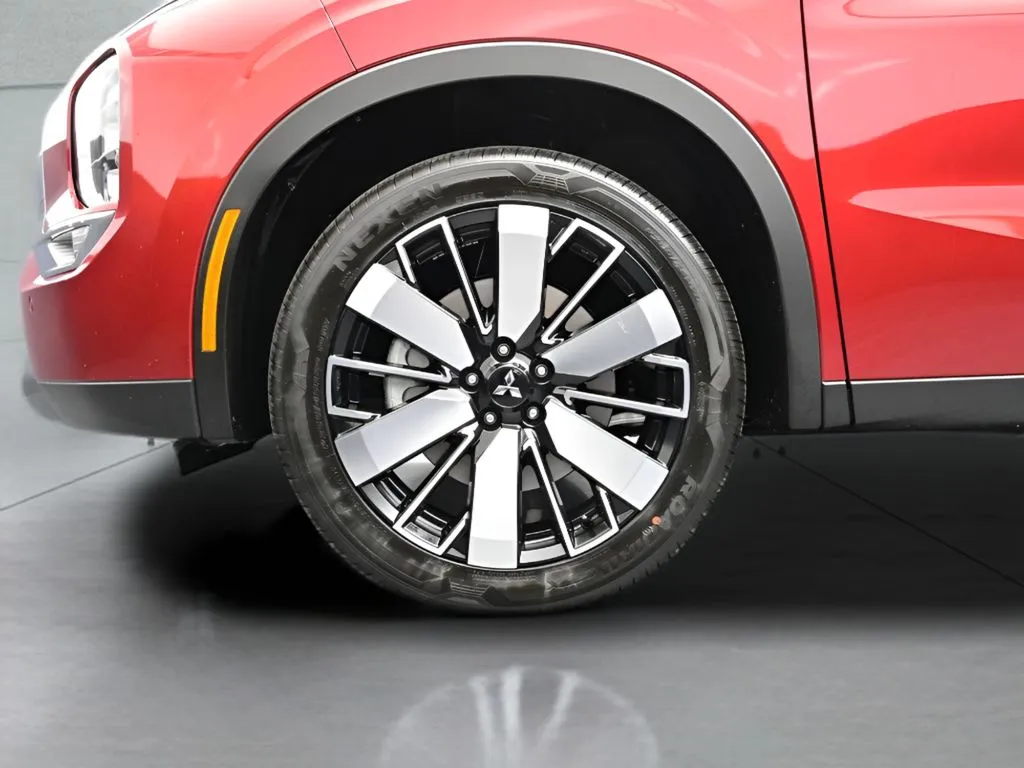 2026 Mitsubishi Outlander SE - Photo 18