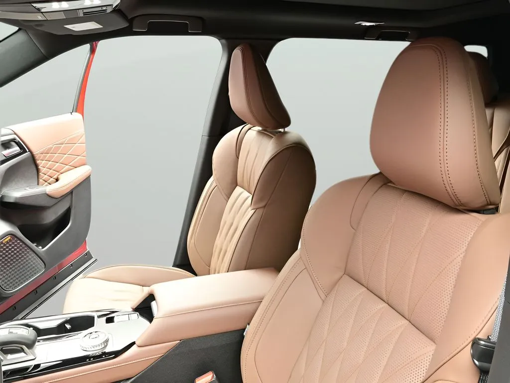 2026 Mitsubishi Outlander SEL - Photo 14