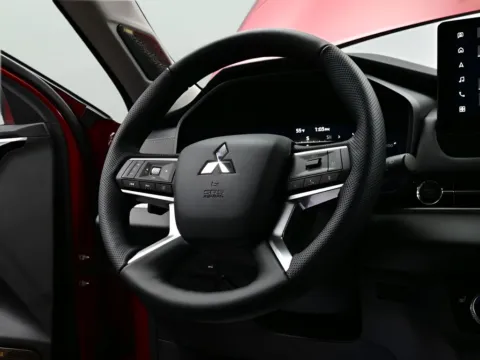 Another view of 2026 Mitsubishi Outlander SE for sale in Terre Haute, IN at Dorsett Mitsubishi