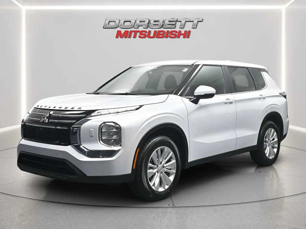 White 2026 Mitsubishi Outlander ES for sale in Terre Haute, IN