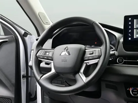 Another view of 2026 Mitsubishi Outlander ES for sale in Terre Haute, IN at Dorsett Mitsubishi