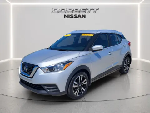 Silver 2019 Nissan Kicks SV for sale in Terre Haute, IN