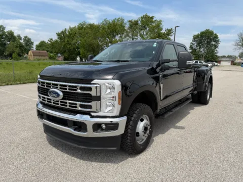 Black 2026 Ford F-350 Super Duty XLT for sale in Terre Haute, IN