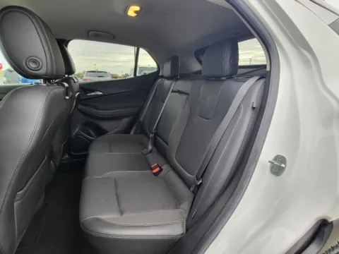 More photos of 2021 Buick Encore GX Select at Dorsett Mitsubishi, IN
