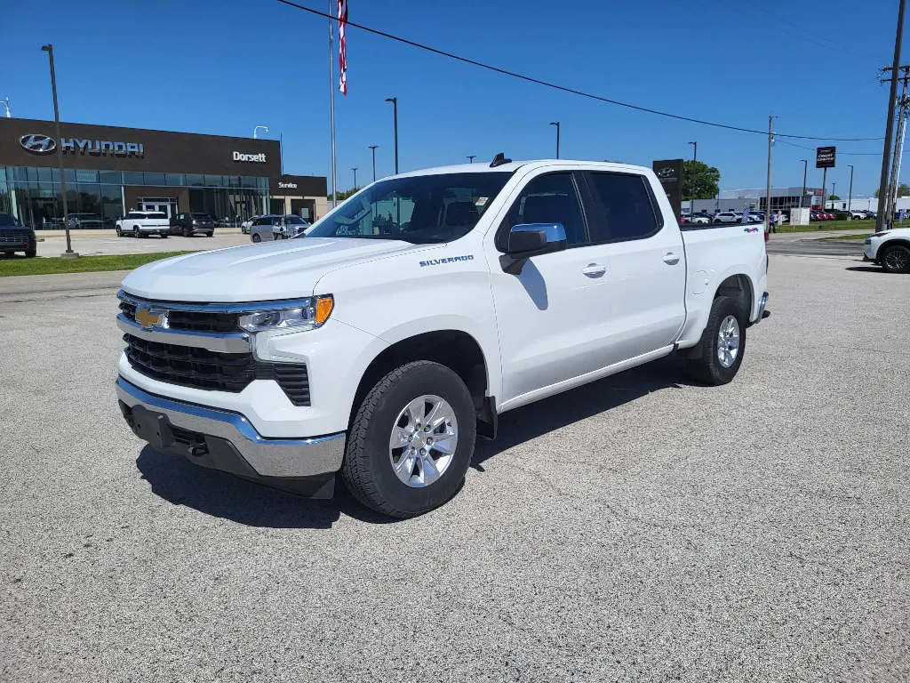 White 2025 Chevrolet Silverado 1500 LT for sale in Terre Haute, IN