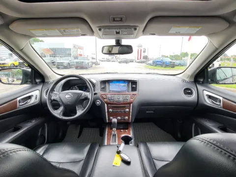 Photos of 2020 Nissan Pathfinder Platinum for sale in Terre Haute, IN at Dorsett Mitsubishi