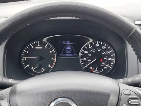 More photos of 2020 Nissan Pathfinder Platinum at Dorsett Mitsubishi, IN