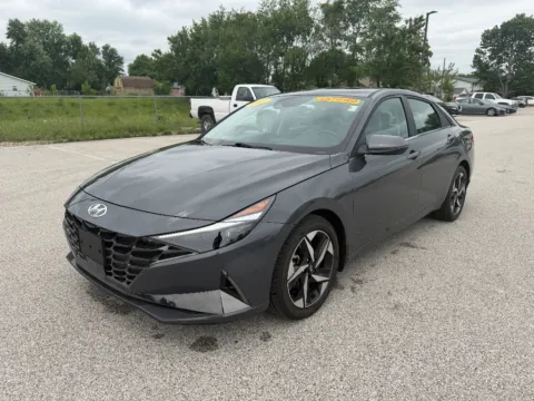 Gray 2023 Hyundai Elantra Limited for sale in Terre Haute, IN