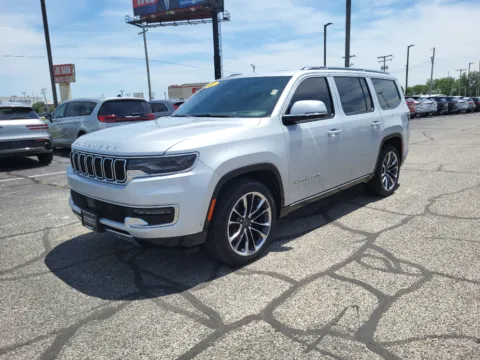 Silver 2022 Jeep Wagoneer Series III for sale in Terre Haute, IN