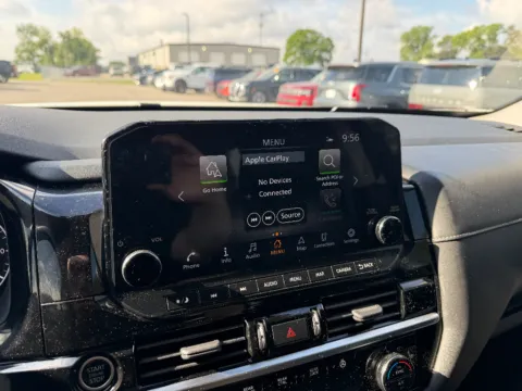 More photos of 2022 Nissan Pathfinder SL at Dorsett Mitsubishi, IN