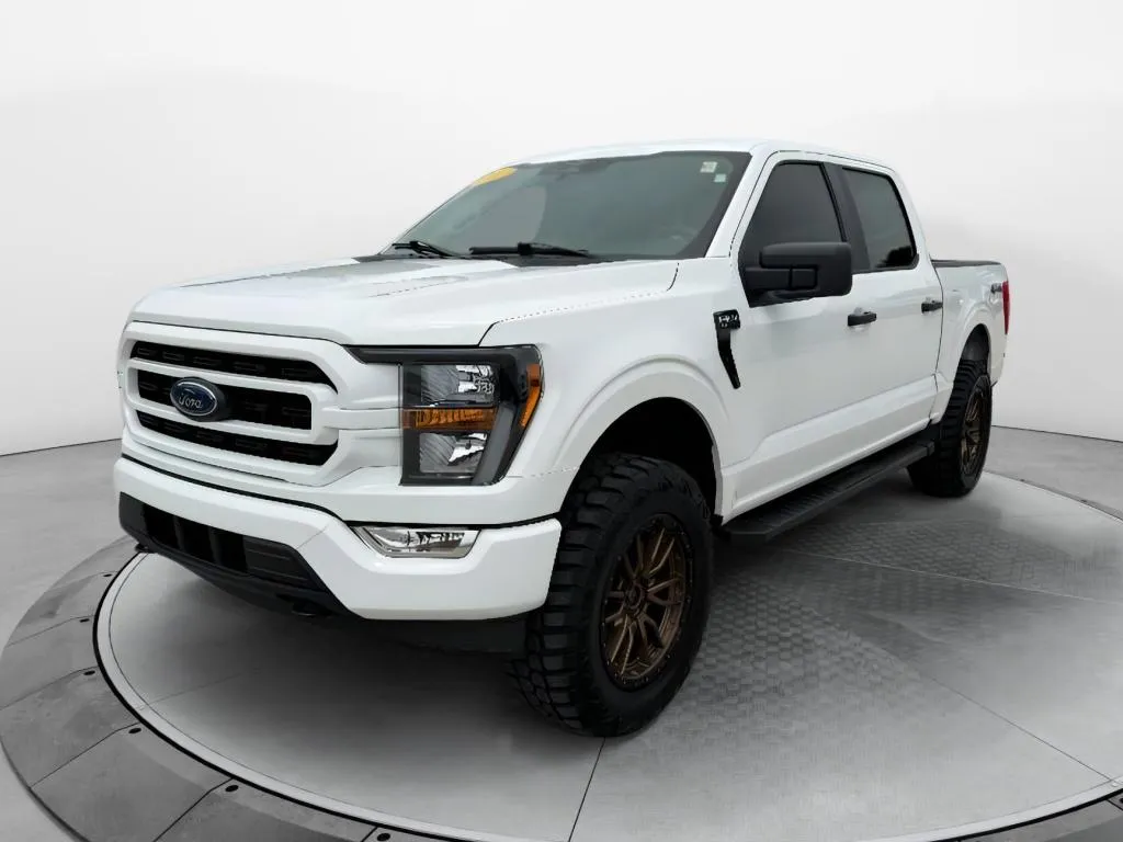 White 2023 Ford F-150 XLT for sale in Terre Haute, IN