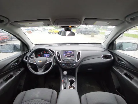 Photos of 2022 Chevrolet Equinox LT for sale in Terre Haute, IN at Dorsett Mitsubishi