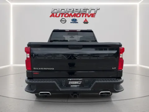 More photos of 2022 Chevrolet Silverado 1500 LT Trail Boss at Dorsett Mitsubishi, IN
