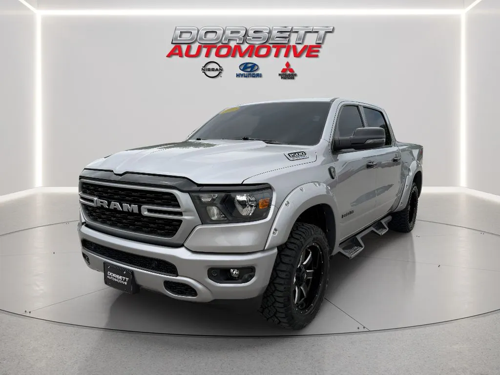 2023 RAM 1500 Big Horn/Lone Star 4x4 Crew Cab 5'7's photo