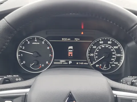 More photos of 2026 Mitsubishi Outlander LE at Dorsett Mitsubishi, IN