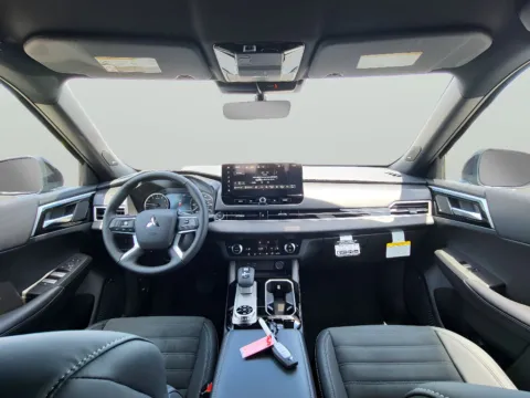 Photos of 2026 Mitsubishi Outlander LE for sale in Terre Haute, IN at Dorsett Mitsubishi