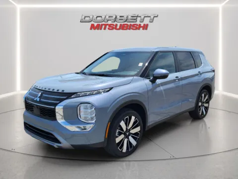 Gray 2026 Mitsubishi Outlander SE for sale in Terre Haute, IN