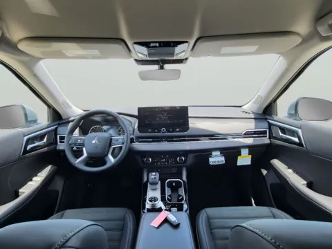 Photos of 2026 Mitsubishi Outlander SE for sale in Terre Haute, IN at Dorsett Mitsubishi
