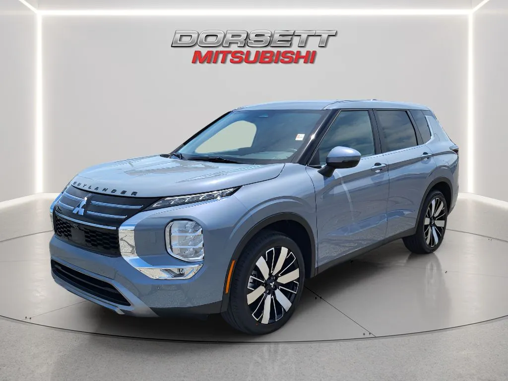 2026 Mitsubishi Outlander SE