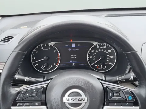 More photos of 2019 Nissan Altima 2.5 Platinum at Dorsett Mitsubishi, IN