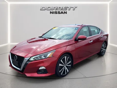 Red 2019 Nissan Altima 2.5 Platinum for sale in Terre Haute, IN