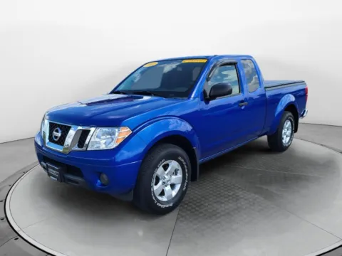 Blue 2012 Nissan Frontier SV for sale in Terre Haute, IN