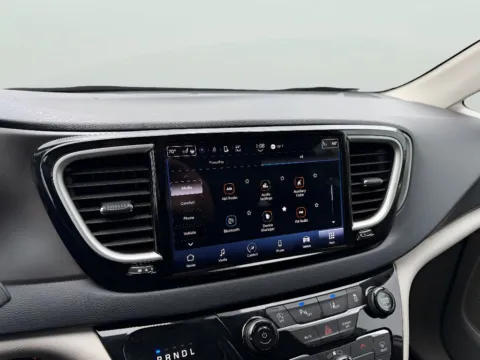 Another view of 2023 Chrysler Pacifica Touring L for sale in Terre Haute, IN at Dorsett Mitsubishi