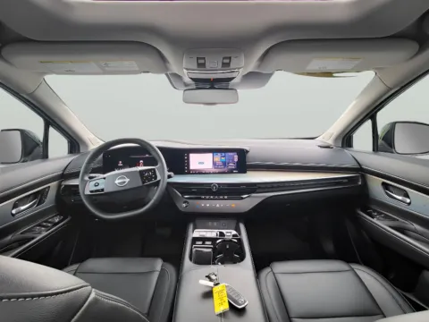 Photos of 2025 Nissan Murano SL for sale in Terre Haute, IN at Dorsett Mitsubishi