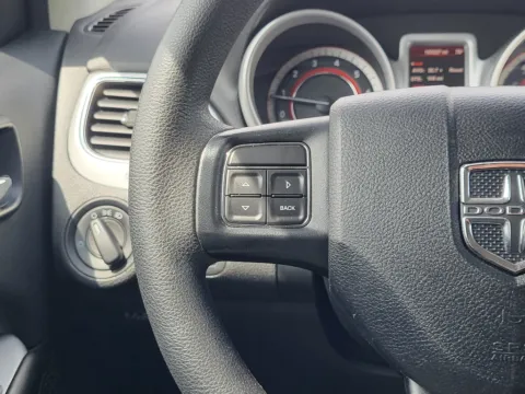 More photos of 2016 Dodge Journey SE at Dorsett Mitsubishi, IN