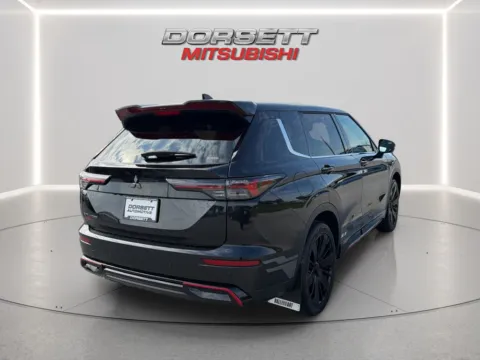 More photos of 2026 Mitsubishi Outlander Ralliart at Dorsett Mitsubishi, IN