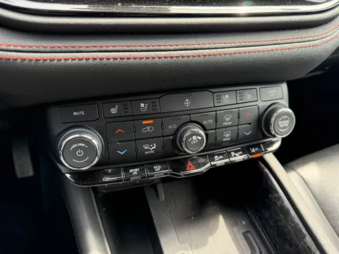 More photos of 2024 Dodge Durango R/T Plus at Dorsett Mitsubishi, IN