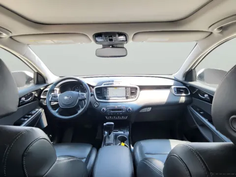 Photos of 2019 Kia Sorento SX V6 for sale in Terre Haute, IN at Dorsett Mitsubishi