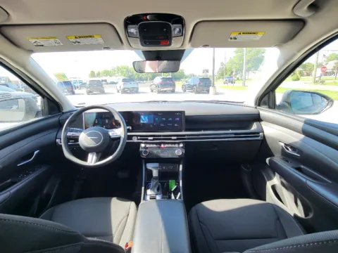Photos of 2025 Hyundai Tucson SEL for sale in Terre Haute, IN at Dorsett Mitsubishi