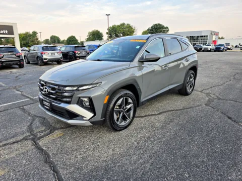 Gray 2025 Hyundai Tucson SEL for sale in Terre Haute, IN