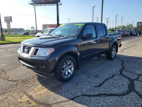 Black 2021 Nissan Frontier SV for sale in Terre Haute, IN