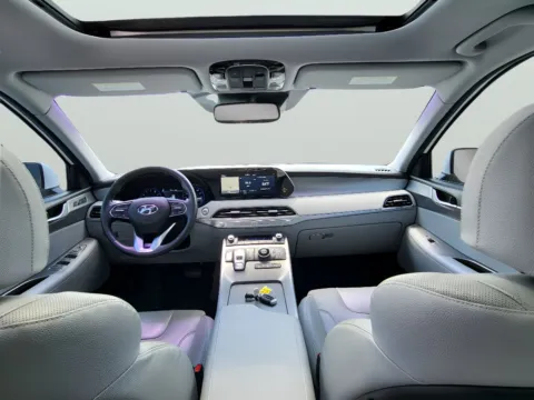 Photos of 2020 Hyundai Palisade SEL for sale in Terre Haute, IN at Dorsett Mitsubishi