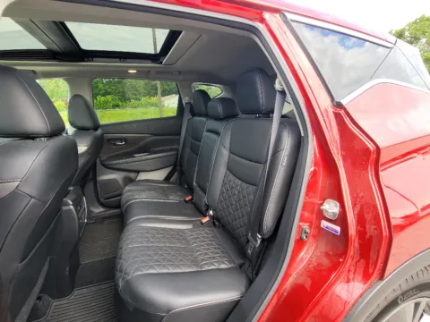 More photos of 2020 Nissan Murano Platinum at Dorsett Mitsubishi, IN
