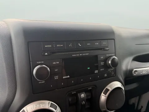 More photos of 2018 Jeep Wrangler Sahara at Dorsett Mitsubishi, IN