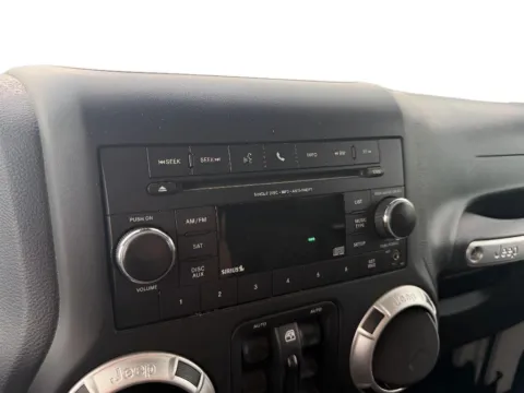 More photos of 2018 Jeep Wrangler Sahara at Dorsett Mitsubishi, IN