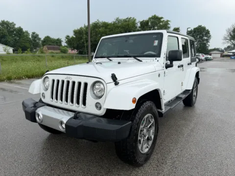 White 2018 Jeep Wrangler Sahara for sale in Terre Haute, IN