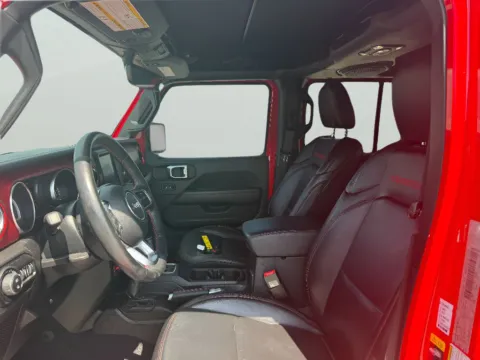 Photos of 2020 Jeep Gladiator Rubicon for sale in Terre Haute, IN at Dorsett Mitsubishi