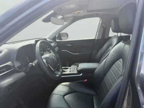 Photos of 2022 Toyota Highlander XLE for sale in Terre Haute, IN at Dorsett Mitsubishi