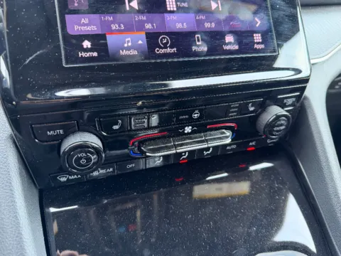 More photos of 2025 Jeep Grand Cherokee L Altitude X at Dorsett Mitsubishi, IN